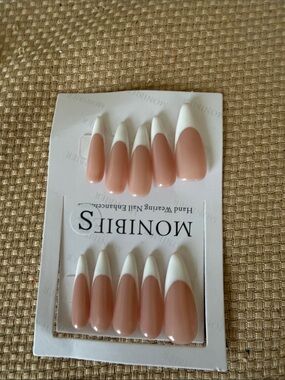Nude Pink & White French Tip Press-On Nail Set
